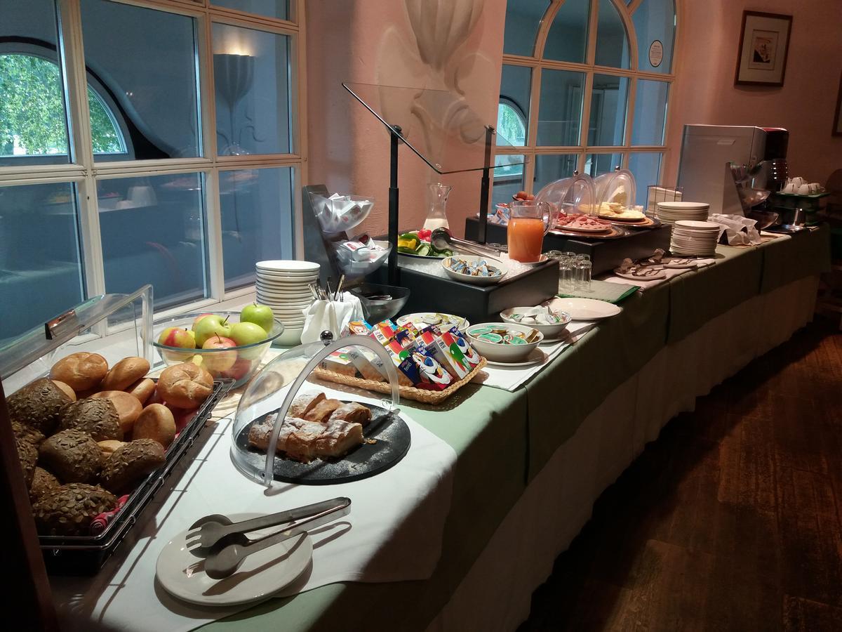 Seminarhotel Goettlesbrunn Екстер'єр фото